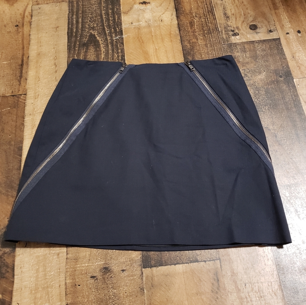 8 Theory Wool Skirt